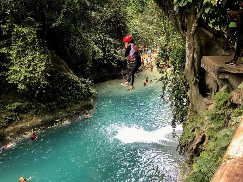 Cebu: Kawasan Falls Canyoneering & Cliff Jump Private Tour - Practical packing advice for a wet day