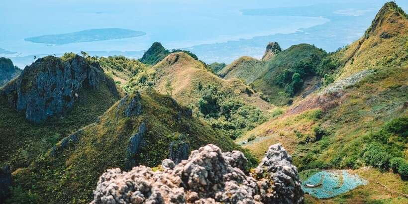 Cebu: Osmeña Peak and Kawasan Falls Canyoneering Day Trip - Lunch in Badian before the hard part