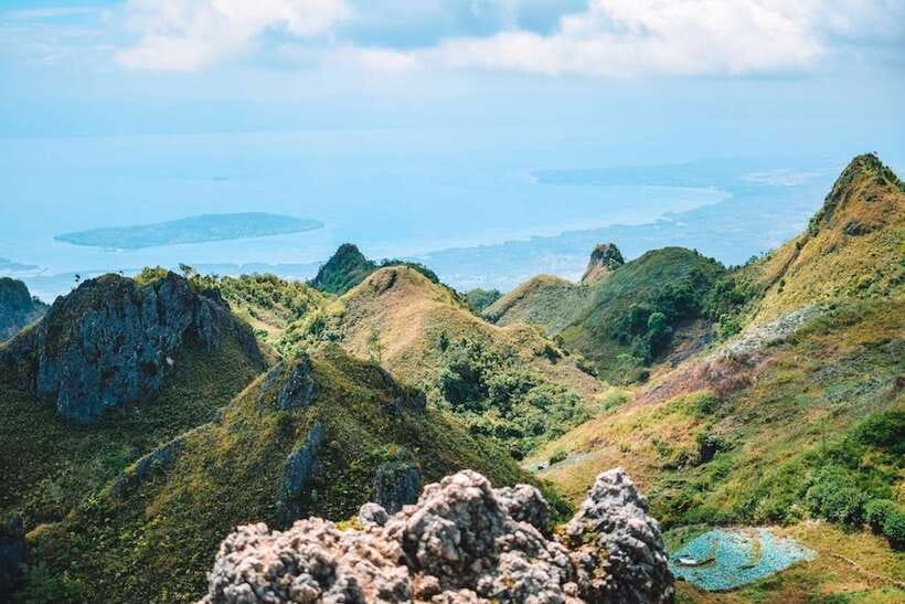 Cebu: Osmeña Peak and Kawasan Falls Canyoneering Day Trip - The early road to Osmeña Peak