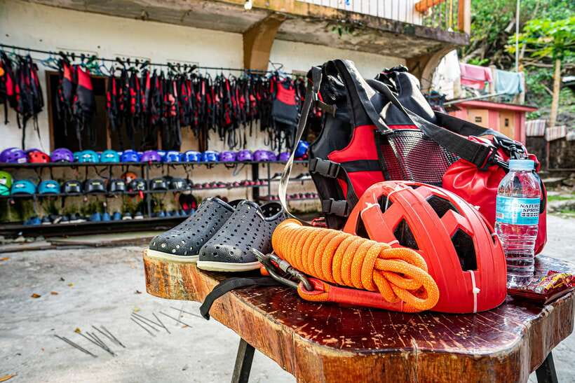Cebu: Whale Shark Snorkeling & Kawasan Canyoning Tour - What the $152 price really covers