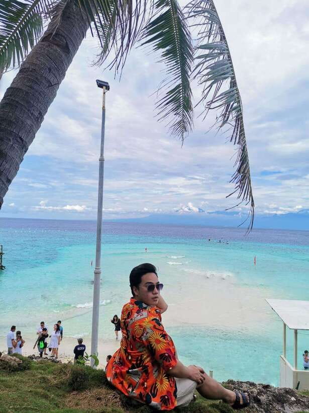 Cebu: Whaleshark Encounter, Tumalog Falls & Sumilon Sandbar - Breakfast before the island crossing