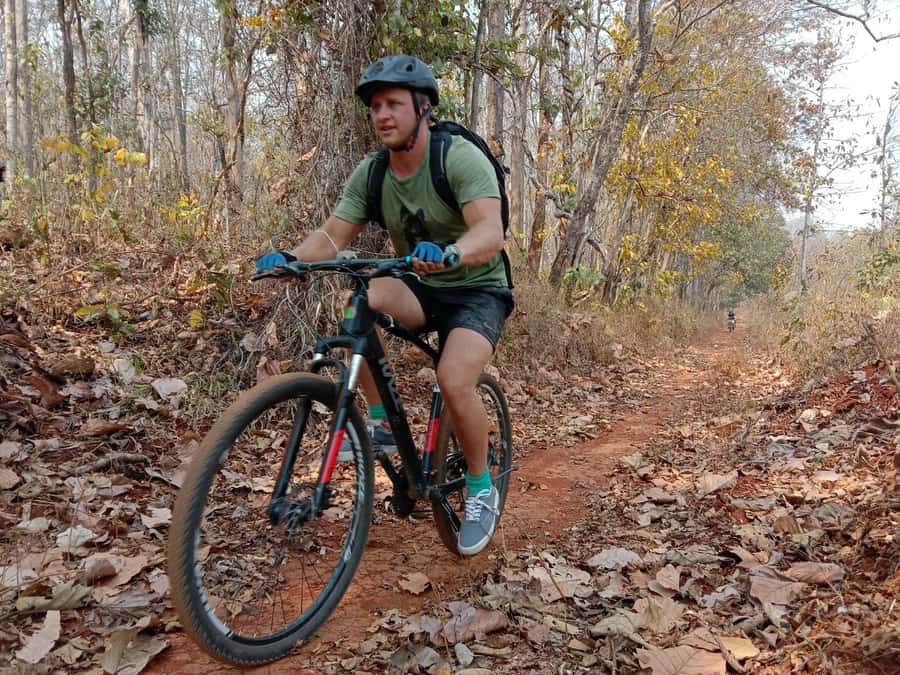 Chiang Mai: 22 km XC Mountain Biking from Sticky Waterfall - Mae Kuang Suspension Bridge and the Valley Views