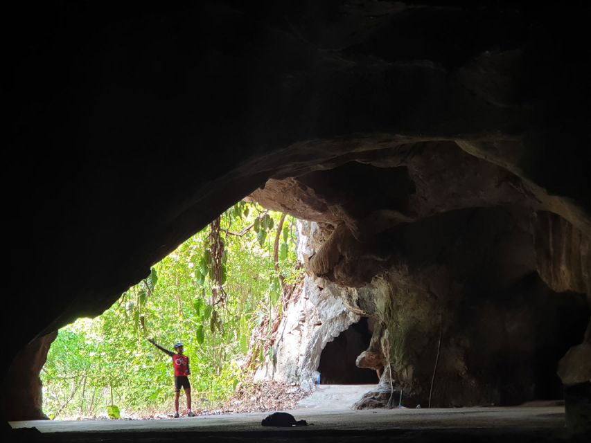 Chiang Mai: Boat Ride and Cycling Tour to Sticky Waterfall - Is $77 good value?