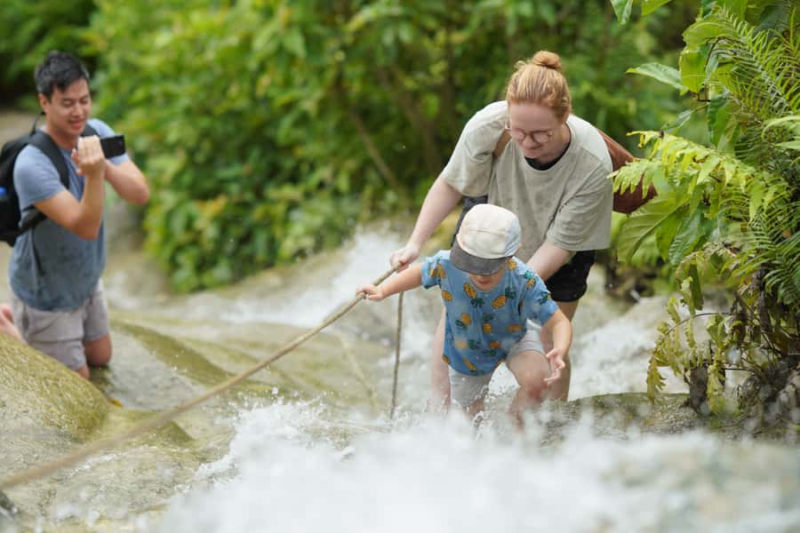 Chiang Mai: Bua Thong Sticky Waterfall & Huge Cave & Buffet - Should you book the Sticky Waterfall tour?