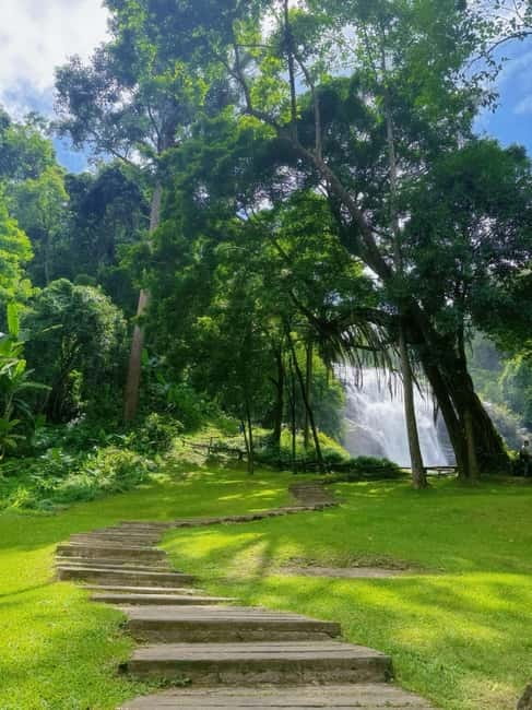 Chiang Mai Doi Inthanon Park Waterfall Pure Sightseeing Tour - The twin pagodas honoring Thailand’s royal family