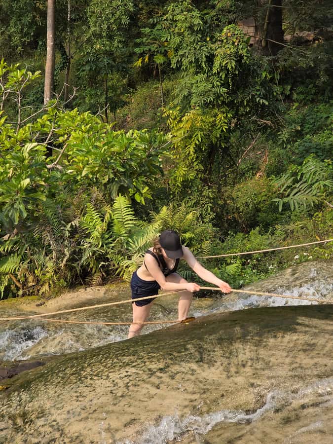 Chiang Mai : Sticky waterfall (Half Day Tour) Hotel Transfer - Climbing the Sticky Waterfall