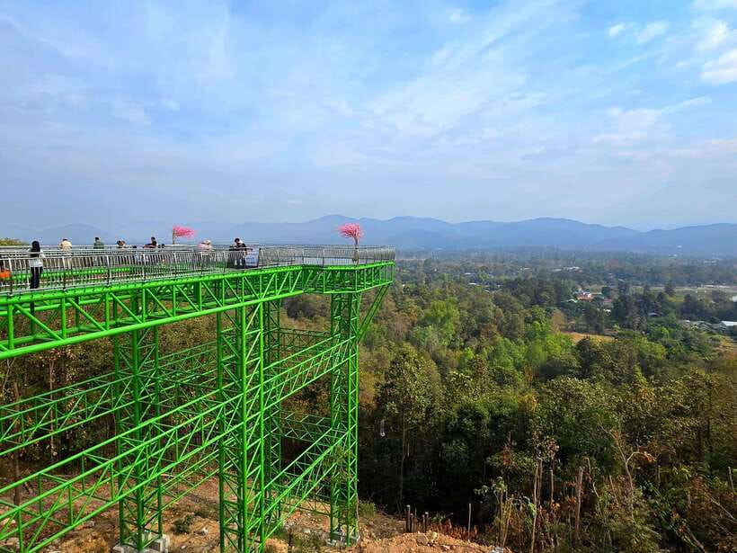 Chiang Mai: Sticky Waterfall scenic loop unseen lake &temple - Who should book this scenic loop?