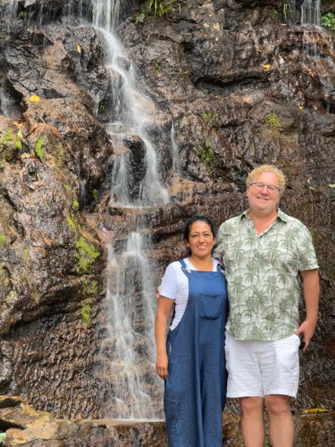 Chiang Mai Tour: Bua Tong Sticky Waterfall & Elephant Care - Guides, photos, and the personal feel
