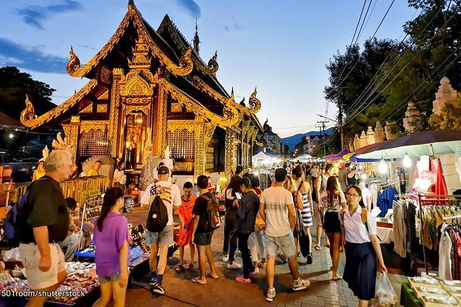 ChiangMai 1DayTour:Elephant Sanctuary,king&queen pagoda,waterfall - Lunch gives the day a useful pause