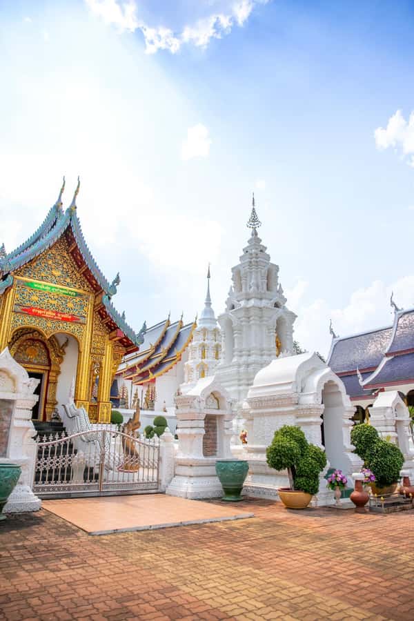 Chiangmai : Sticky waterfall & Land of angels & Wat ban den. - Wat Ban Den and its twelve zodiac pagodas