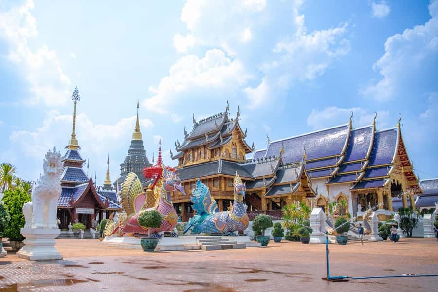 Chiangmai : Sticky waterfall & Land of angels & Wat ban den. - The Seven-Colored Fountain and its quiet forest path