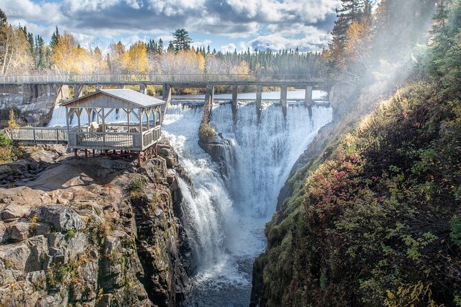 City tour and hiking to the Canyon and Waterfall in the Park - Key points at a glance