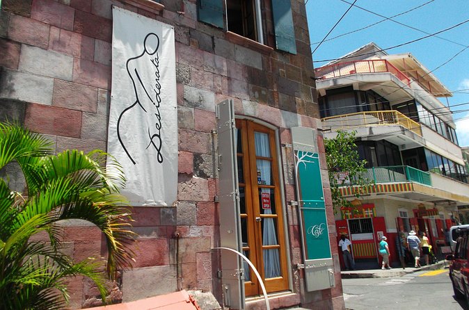 City Tour with Botanical Gardens, Trafalgar Falls & Morne Bruce - Who should book this Roseau and waterfall tour?