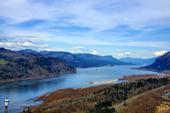Columbia Gorge Waterfalls and Mt. Hood Tour - Full Day - Wahkeena Falls and the question of walking