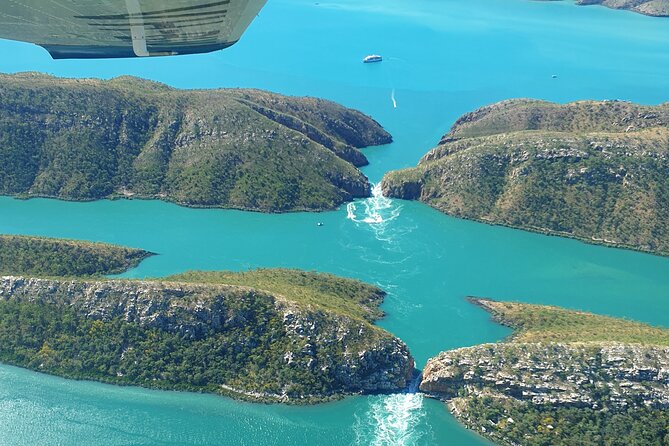 Cygnet Bay Sea Safari & Pearl Farm Tour Scenic Flight - Broome to the Horizontal Falls by fixed-wing aircraft