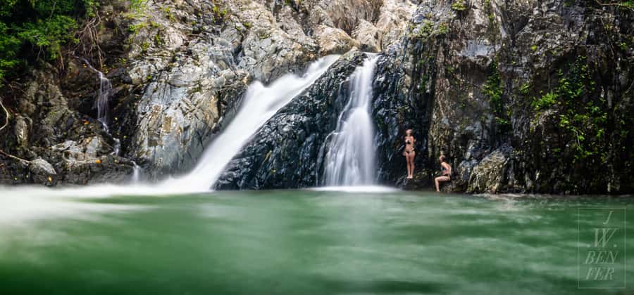 Daintree Rainforest: Magic Waterfall Walk with Lunch & Swim - Tropical fruit tasting with a local explanation
