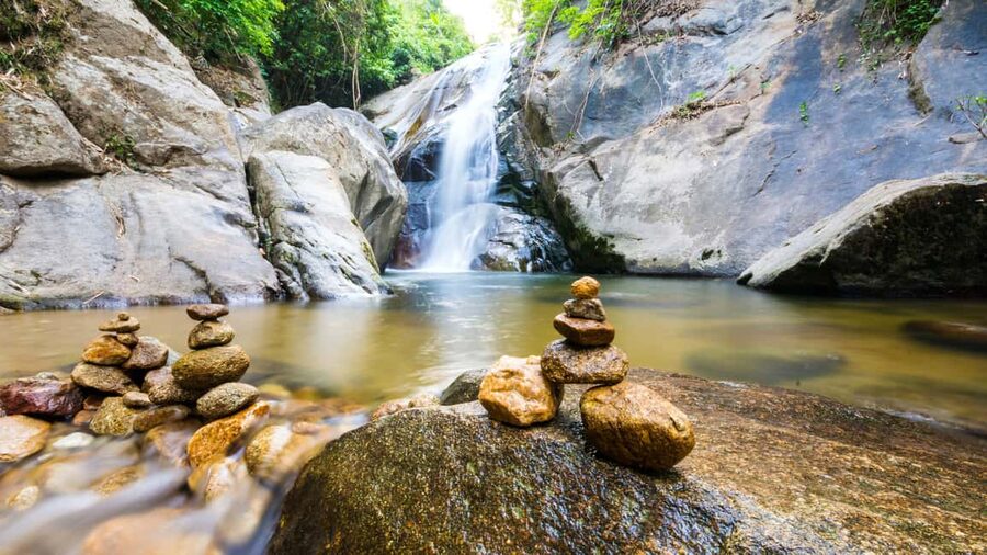 Damajagua: 27 Waterfalls Tour with Entrance Fee & Lunch - What the Damajagua outing is really like