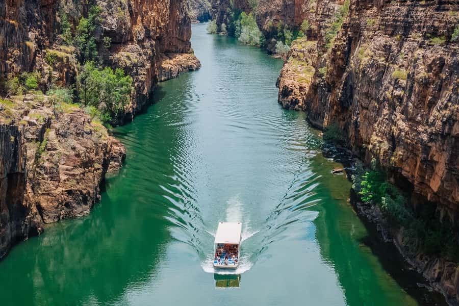 Darwin: Katherine Two Gorge Cruise Edith Falls Full Day Tour - Who should take this tour?