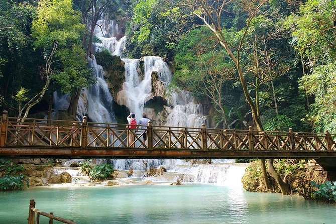 Day Trip to Kuang Si Waterfalls - The road south and hotel pickup