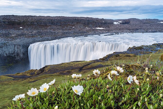 Dettifoss and Goðafoss Waterfall Small Group from Akureyri Port - Hverfjall turns the day toward volcano country