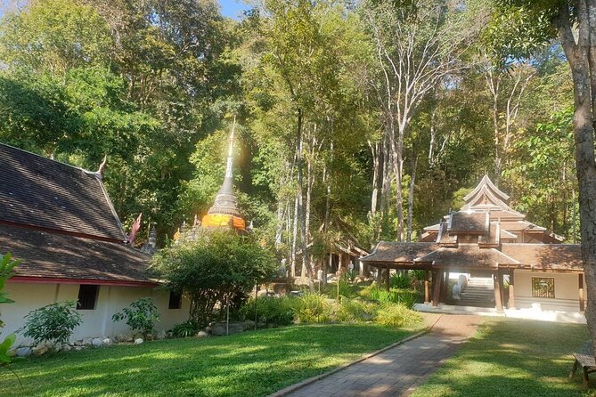 Doi Suthep Temple, Pha Lat Temple, Sticky Waterfall, Orchid farm - Doi Suthep rewards the climb