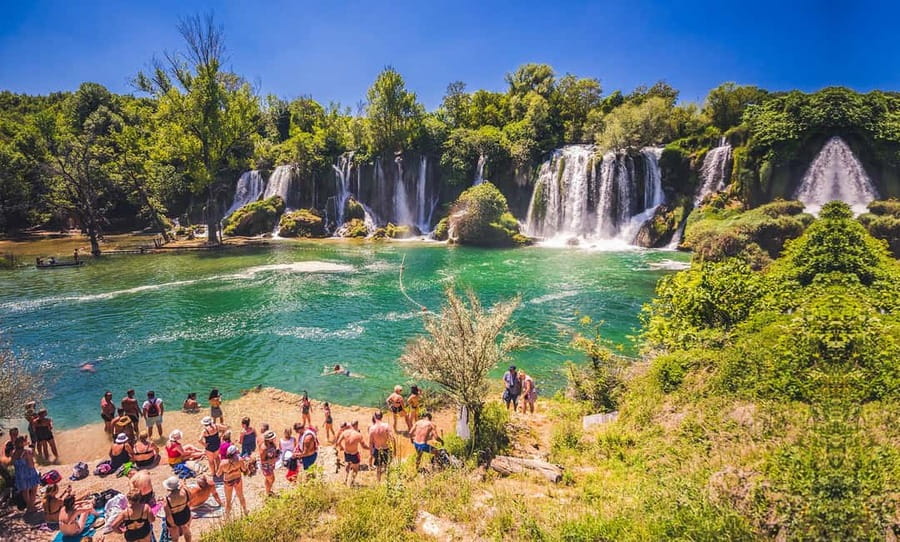 Dubrovnik: Mostar & Kravica Waterfalls Day Trip - Pickup in Dubrovnik and the road into Herzegovina