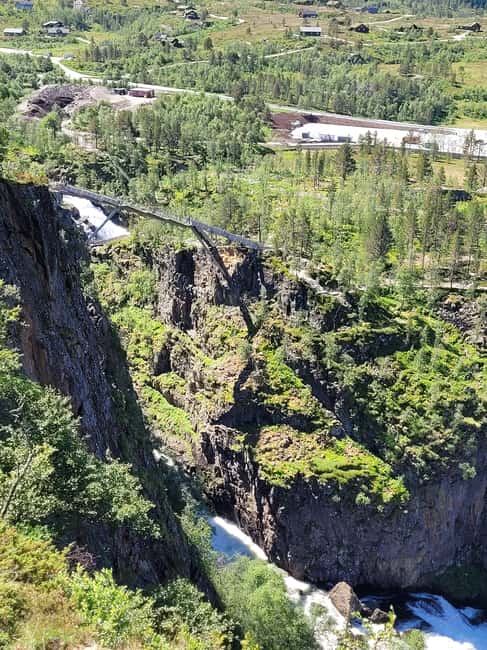 Eidfjord: Vøringsfossen Waterfalls Round-Trip Shuttle - What the Waterfall Stop Feels Like in Practice