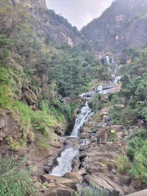 Ella: All-Inclusive Diyaluma and Ravana Waterfalls Day Tour - The jungle walk to Upper Diyaluma