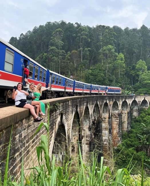 Ella: Ella Rock, 9 Arch, Little Adams Peak, & Waterfall Tour - One full day through Ella’s best-known sights