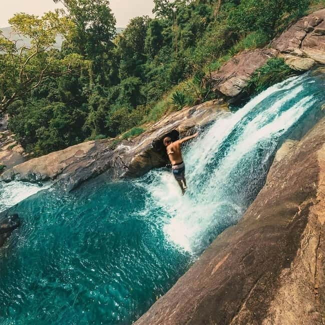 Ella: Ravana and Upper Diyaluma Falls Guided Tour - What to pack for six hours outside