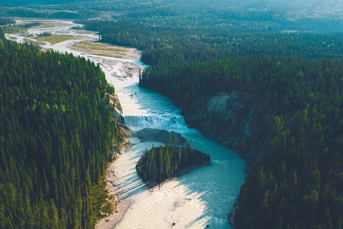 Emerald Lake, Takakkaw Falls & Canadian Rockies Hidden Gems - Takakkaw Falls is the day’s grand finish