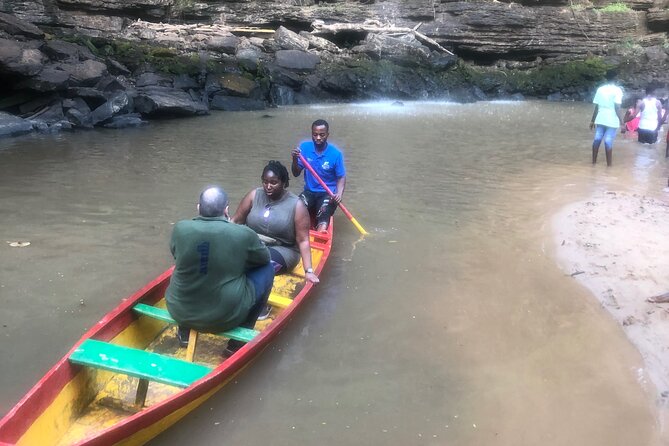 Experience Boti Waterfalls, Aburi Botanical Gardens & Tetteh Quarshie Cocoa Farm - Who should book this Accra day trip?