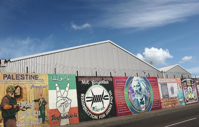 Falls road Murals Walking Tour with former prisoners - Key points to know before you book