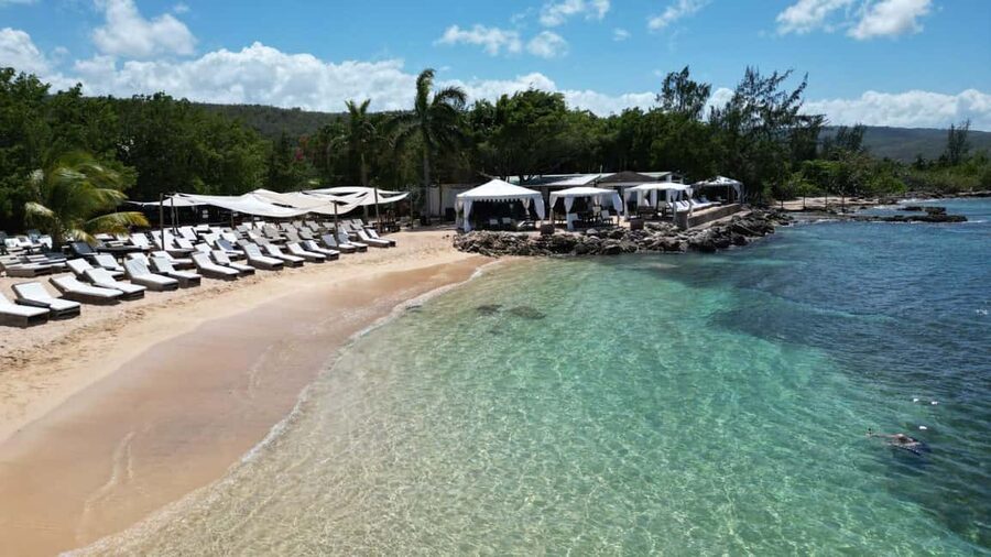 Falmouth: Bamboo Beach Club & Dunn's River Falls - Who should choose this Jamaica excursion