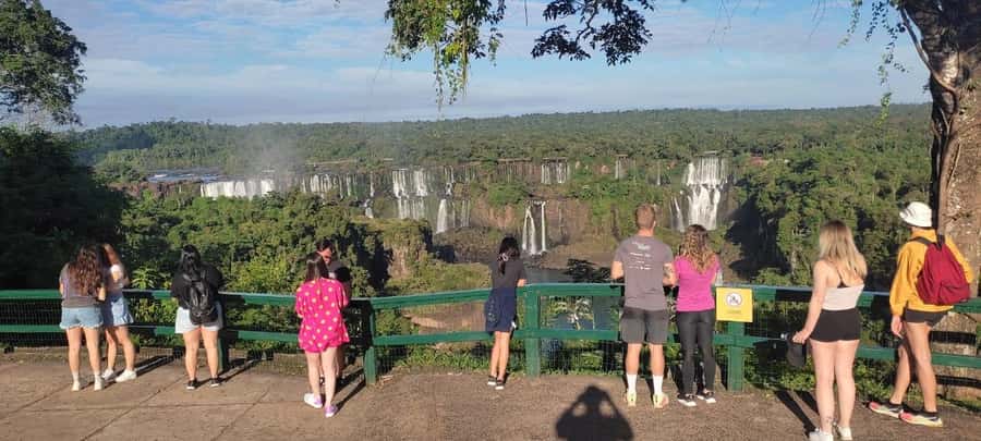 Foz do Iguaçu: Brazil/Argentina Sides Iguazu Falls Day Tour - Key points before you book