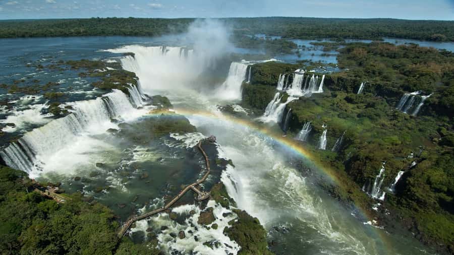 Foz do Iguaçu: Brazilian Side of the Falls + Bird Park - My call: a smart two-stop introduction to Iguaçu