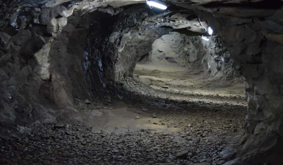 Foz do Iguaçu: Wanda Mines and San Ignacio Ruins Day Trip - What the long transport day feels like