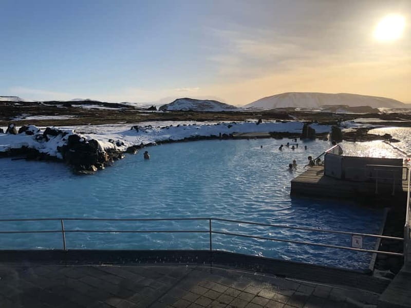 From Akureyri: Lake Mývatn and Godafoss Cruise Ship Day-Trip - Meeting your minibus at Akureyri port