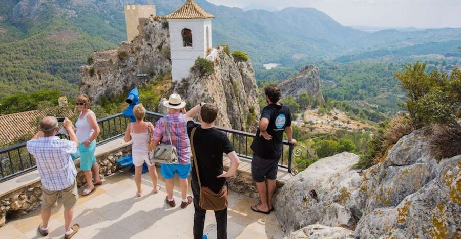 From Alicante: Guadalest Valley and Algar Waterfalls Tour - Why this makes a good Alicante day trip