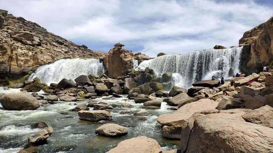 From Arequipa: Pillones Waterfall and Stone Forest Day Trip - Salinas and Aguada Blanca National Reserve