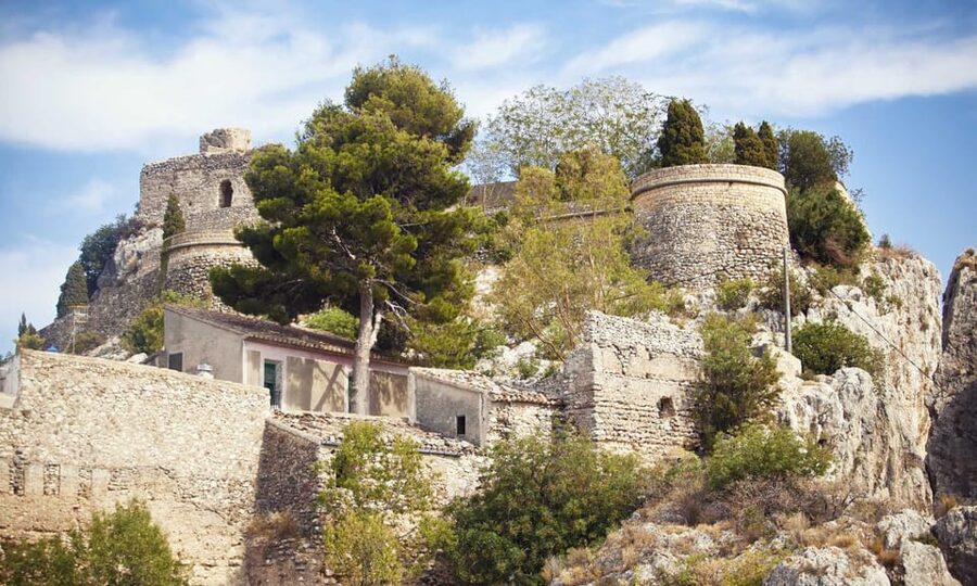 From Benidorm: Guadalest, Altea & ticket in Algar Waterfalls - Who will enjoy this excursion most