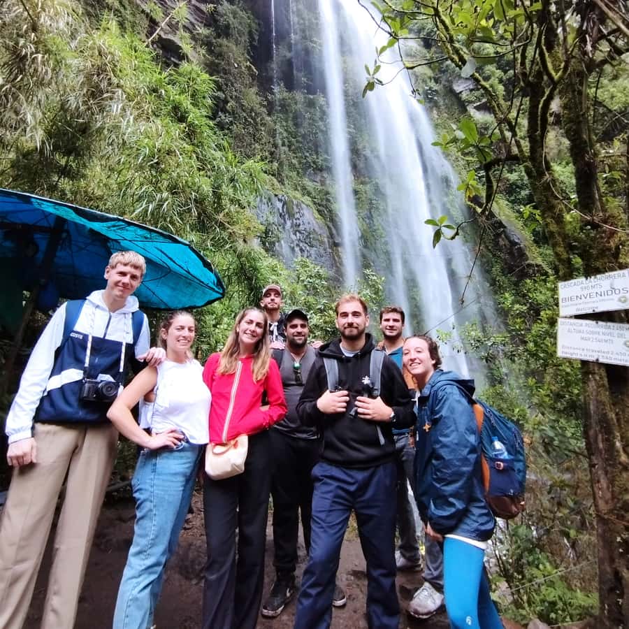 From Bogota: La Chorrera Waterfall Guided Hike - Walking through La Chorrera Park
