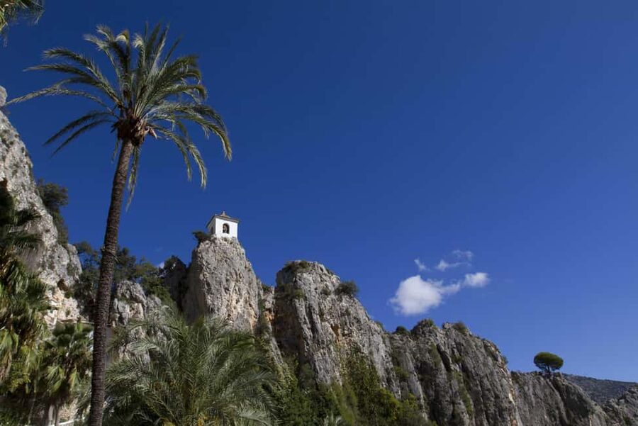 From Calpe/El Albir: Guadalest & Algar Waterfalls Tour - Swimming in the Algar Waterfalls