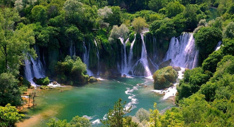 From Dubrovnik: Mostar and Kravica Waterfall Day Trip - Two countries, one very full day