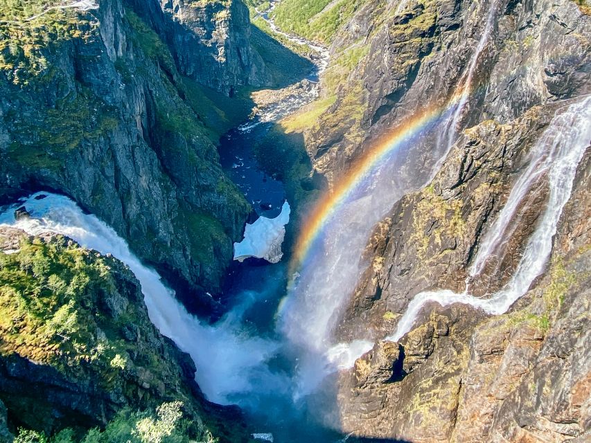 From Eidfjord: Vøringfossen Waterfall Nature Tour with Guide - Leaving Eidfjord by the Eio River