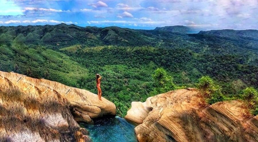 From Ella: Diyaluma Falls Full-Day Tour with Lunch - Lunch in Ella, with a local touch