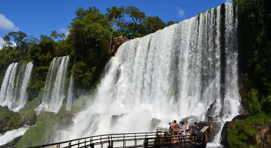 From Foz do Iguaçu: Argentinian Iguazu Falls with Ticket - Why the Argentinian side deserves a full day