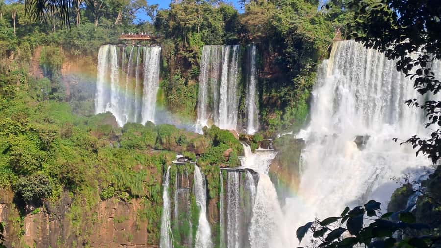 From Foz do Iguaçu: Tour to Argentinian Falls - Timing, walking, and what to bring