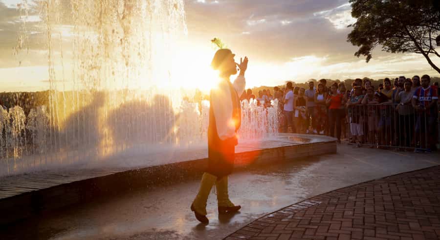 From Foz do Iguazu: Triple Frontier Landmark Ticket - The 4:30 p.m. pickup and ride from Foz do Iguaçu