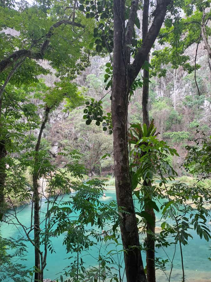 From Guatemala City to Semuc Champey in one day. - Leaving Guatemala City in a private 4x4